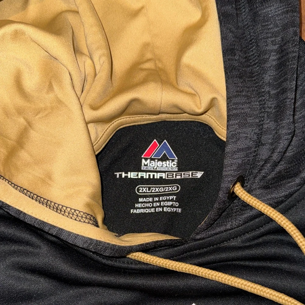 Majestic Las Vegas Golden Knights Hockey Black and Gold Hoodie (men’s size XXL) - Picture 4 of 4